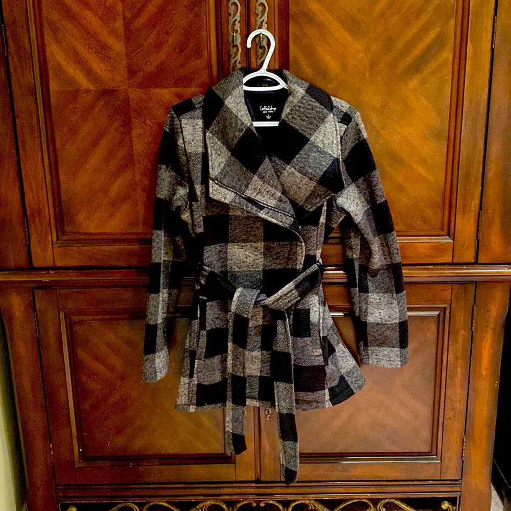 Coffee Shop-New York winter coat